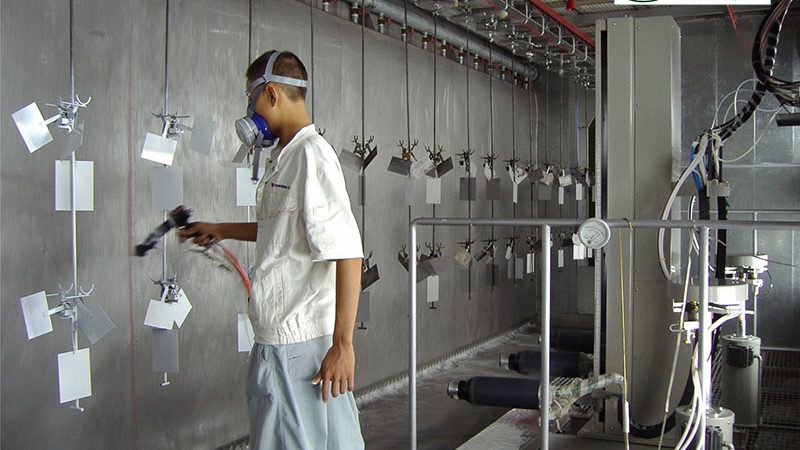 墙面油漆施工常见缺陷及预防措施